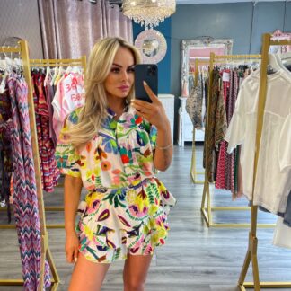 multi shorts set