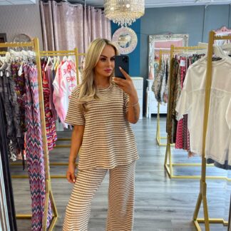 beige knitt twinset