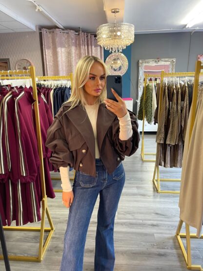 brown cropped trench coat