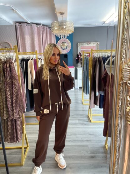 brown hooded lounge set